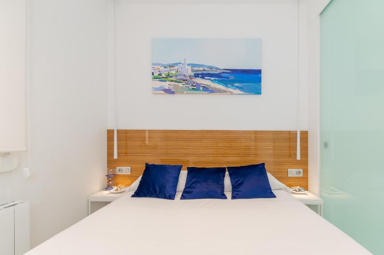 Beach Penthouse Sitges Rentals Bagian luar foto